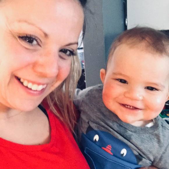 Meet your Posher, Rébecka - Picture 1 of 1